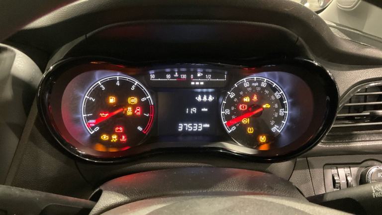 VAUXHALL VIVA 1.0 i SE 2016