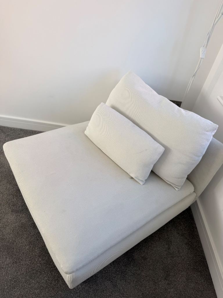 IKEA White Fabric Chaise Lounge with Cushions – Good Condition
