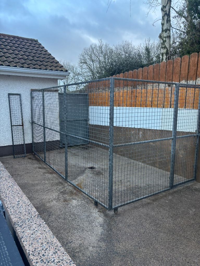 Galvanised dog pen run 12Ft x 6Ft 