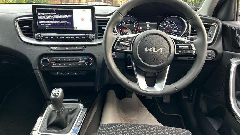 2025 Kia XCeed 1.5 T-GDi MT 3 HATCHBACK Petrol Manual