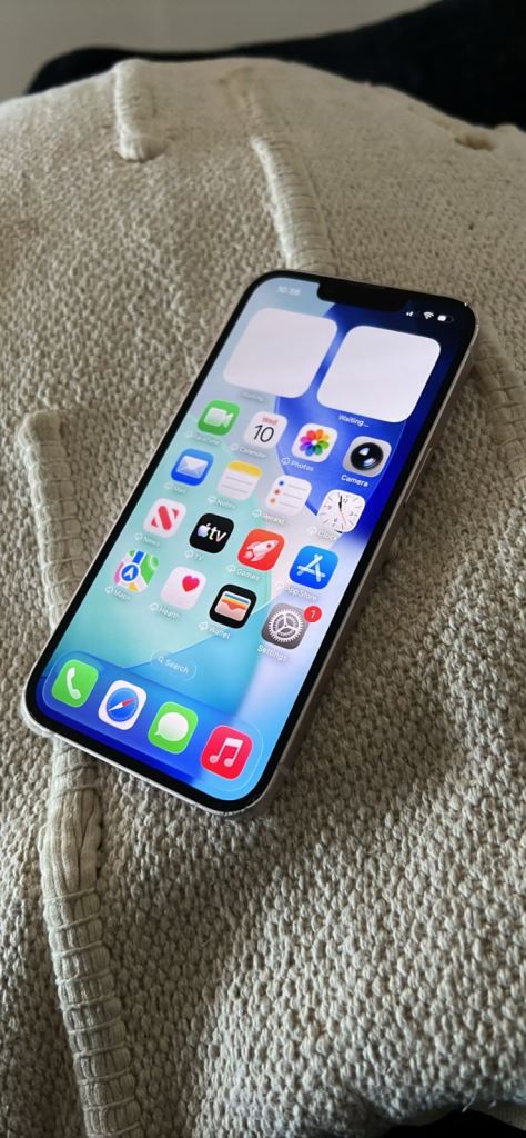 iPhone 14 UNLOCKED 128GB Pink FULLY WORKING