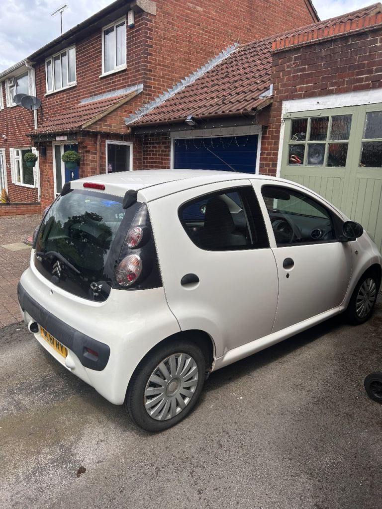 Citroen, C1, Hatchback, 2011, Manual, 998 (cc), 5 doors
