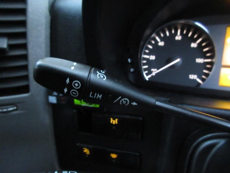 2014 Mercedes-Benz Sprinter 316 2.1CDi 3.5T L2H2 MWB MED ROOF [Email address removed. Click Email...