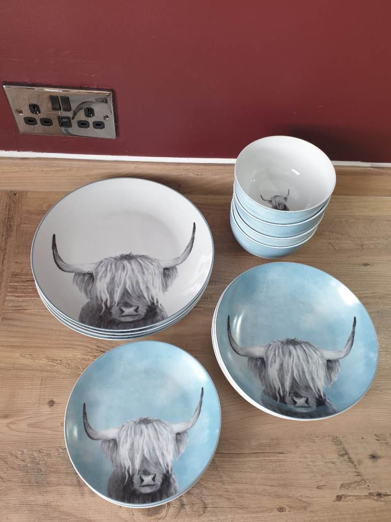 NEW! NEXT Teal Blue Hamish The Highland Cow 16 Piece Dinner Set. Cost £70!