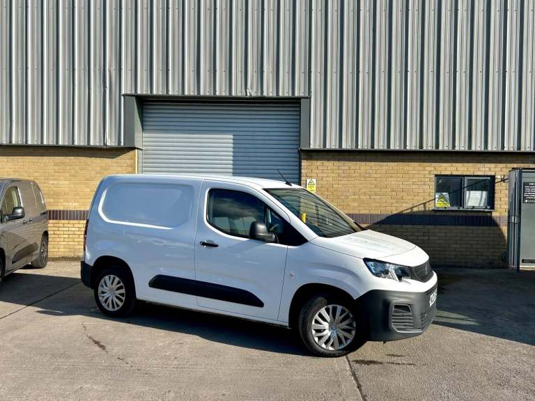 2021 Peugeot Partner 1.5 BlueHDi 1000 Professional Standard Panel Van SWB Euro 6 5dr PANEL VAN Di...