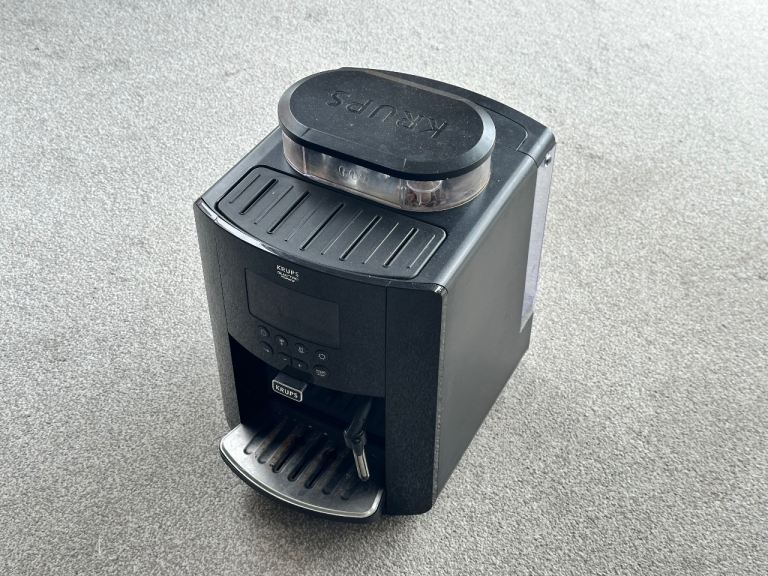 Krups EA817040 Quattro Force bean-to-cup coffee machine