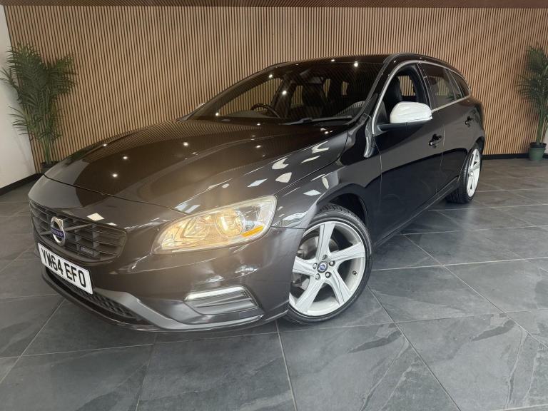 VOLVO V60 1.6 R-Design D2 (115hp) 2015