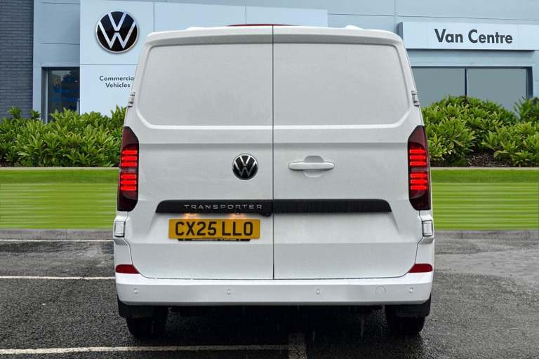 2025 Volkswagen Transporter 2.0 TDI 150 Commerce Plus Van PANEL VAN DIESEL Manual