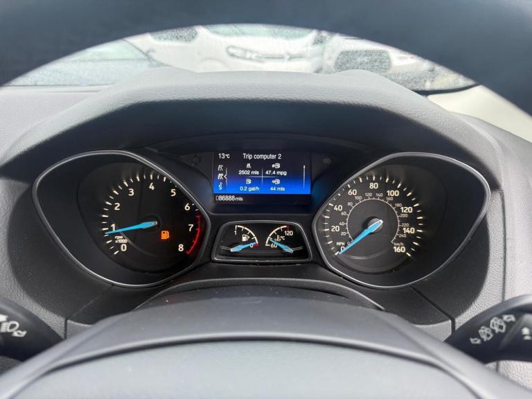 2017 Ford Focus 1.0 EcoBoost 125 Zetec Edition 5dr HATCHBACK PETROL Manual