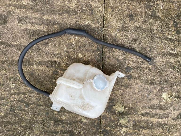 Mazda MX5 mk2.5 expansion tank