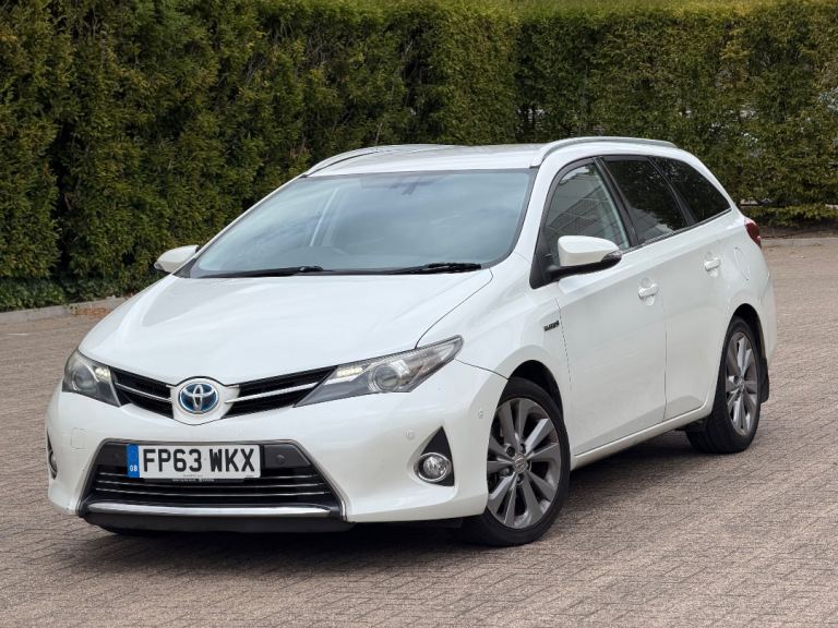 TOYOTA AURIS 1.8  HYBRID AUTOMATIC Auris Excel Estate VVT-i CVT