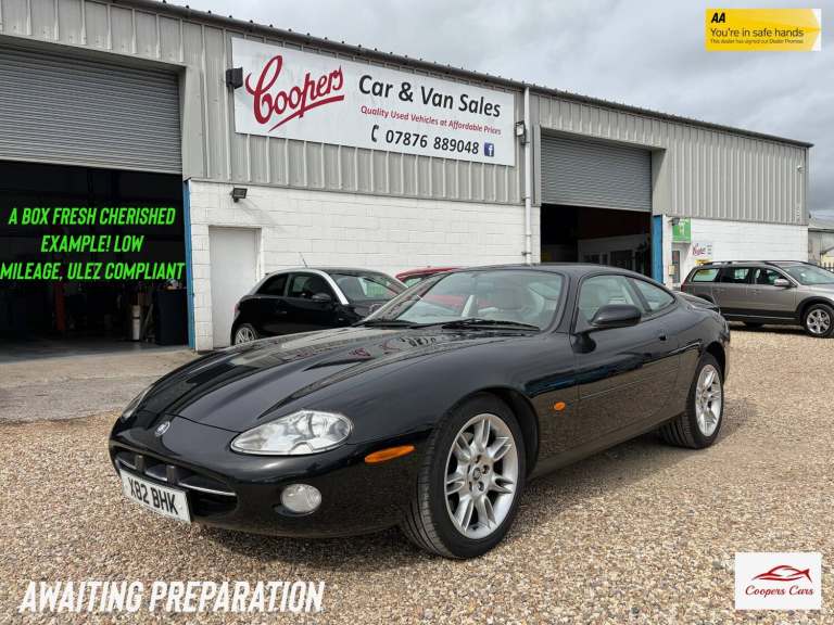 2001 Jaguar XK8 4.0 2dr Auto SALOON Petrol Automatic