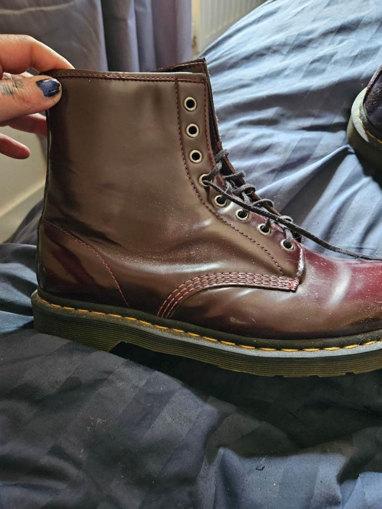 Dr martens vinatge uk version