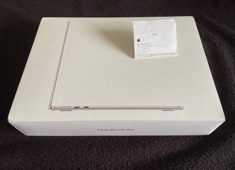 Apple MacBook Air 13-inch M4 16GB 512GB SSD Silver Laptop Computer RRP £1200