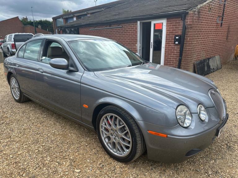 2007 Jaguar S-Type 2.7d V6 XS 4dr Auto SALOON Diesel Automatic