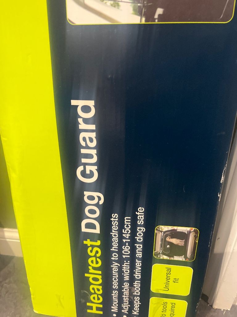 Headrest Dog Guard for car