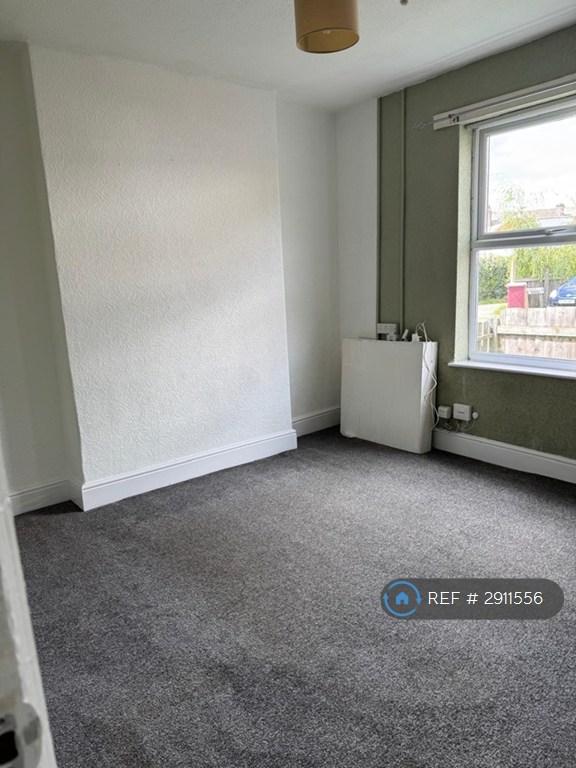 3 bedroom house in Alexander Terrace, Pinxton, NG16 (3 bed) (#2911556)