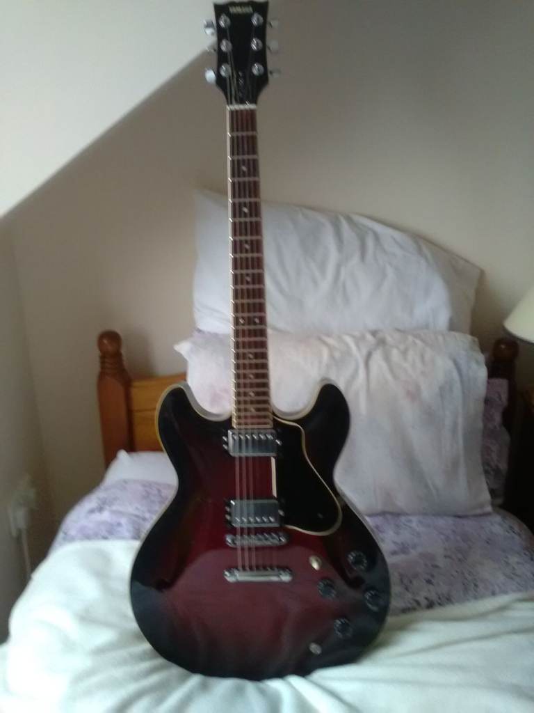Japanese Yamaha SA 800 Guitar 