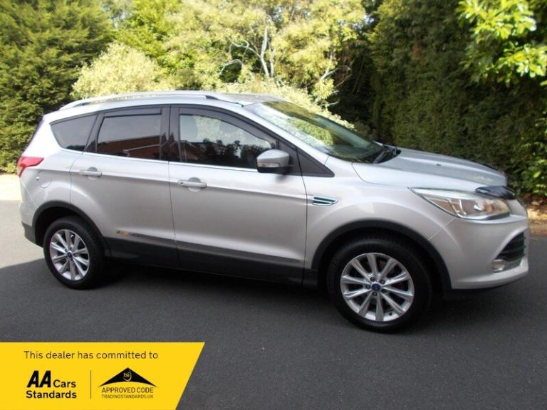 Ford Kuga 2.0 TDCi Titanium SUV 5dr Diesel Manual 2WD Euro 6 (s/s) (150 ps)