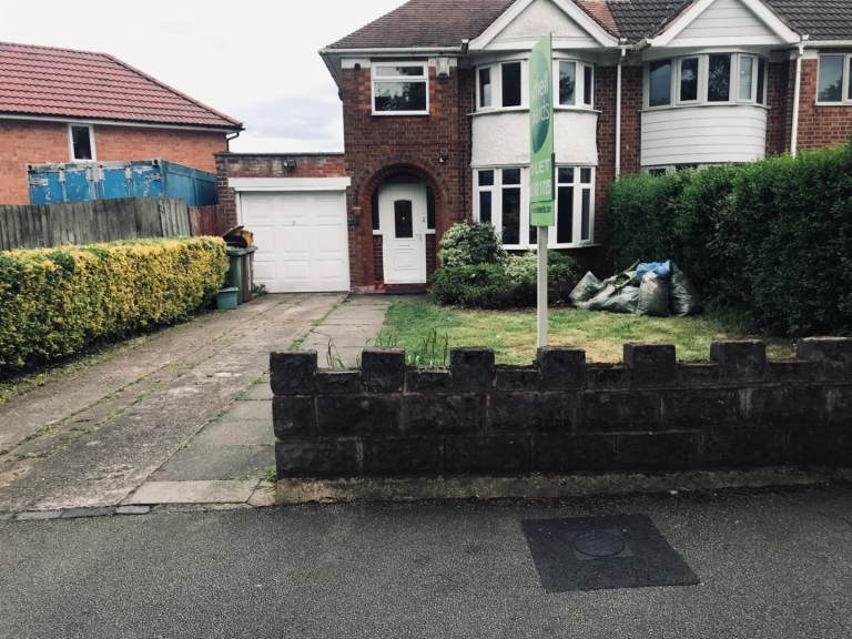 To Let – Spacious 3-Bedroom Semi-Detached House | Lyndon Road, Solihull