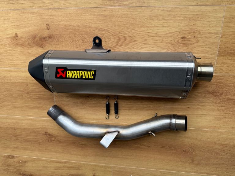 Triumph Explorer 1200 Scorpion Exhaust.