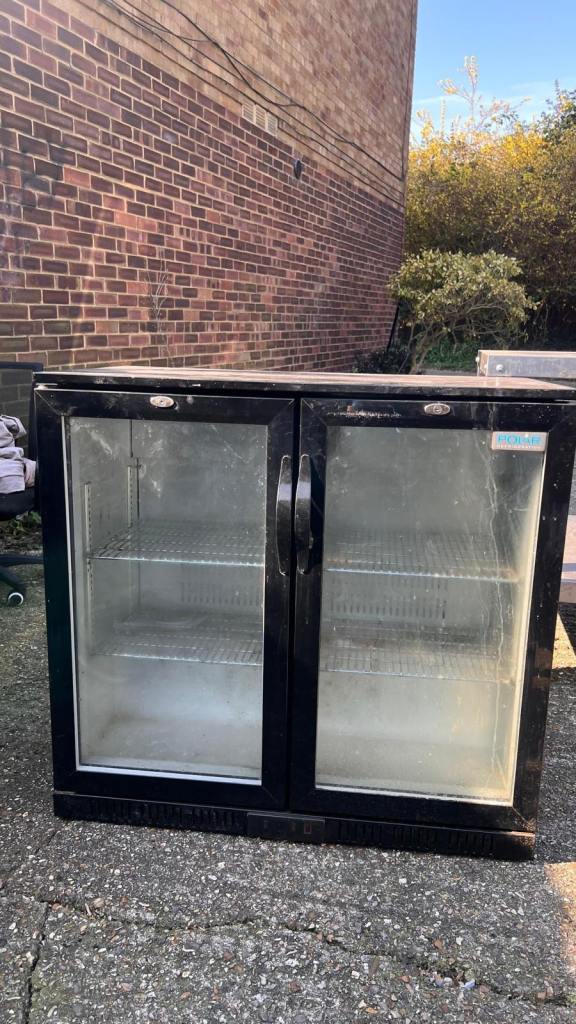 Polar double door bar fridge – fully working, great for home bar / café