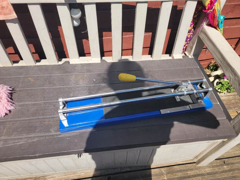 A an 500mm tiles cutters