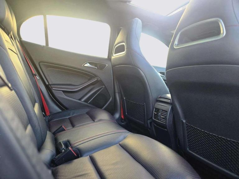 2016 Mercedes-Benz GLA GLA 220d 4Matic AMG Line 5dr Auto [Prem Plus] ESTATE DIESEL Automatic