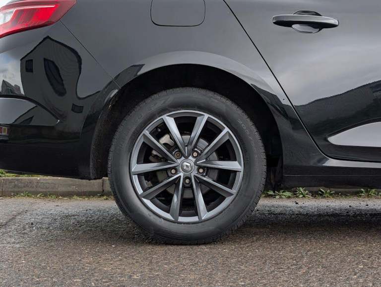 2017 Renault Megane 1.6 dCi Dynamique Nav 5dr ESTATE DIESEL Manual