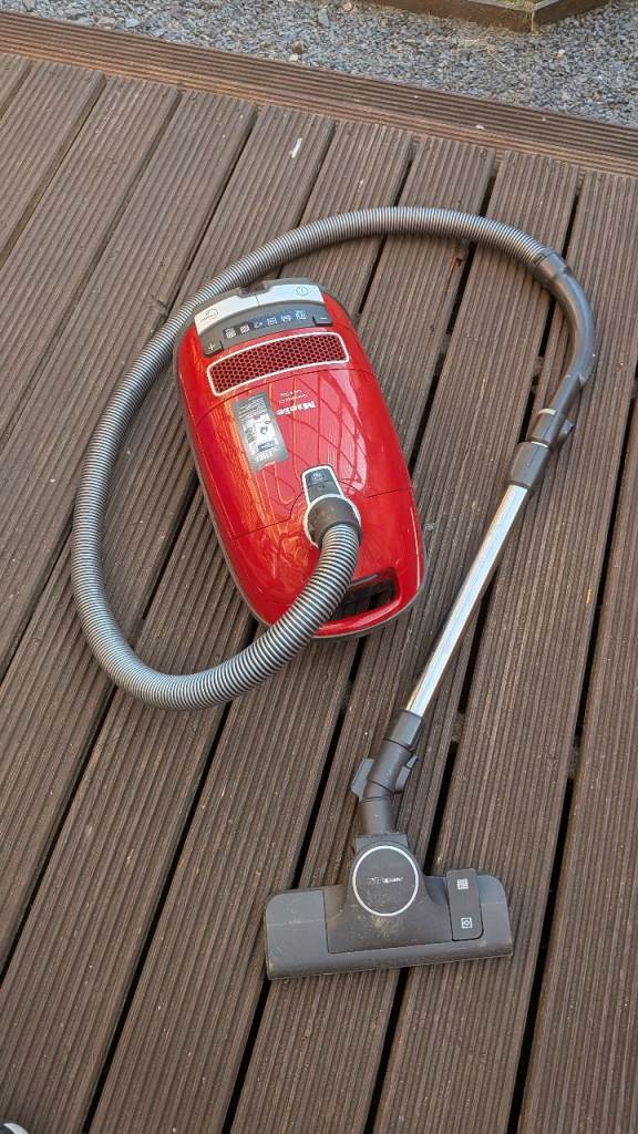Miele Cylinder Vacuum Cleaner - Red, Good Condition