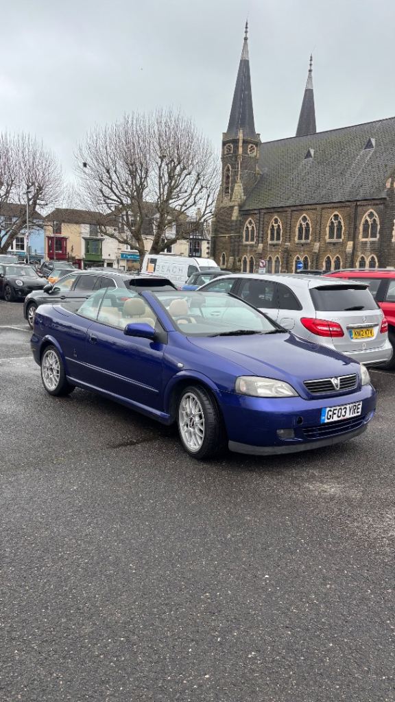 LIMITED EDITON VAUXHALL ASTRA