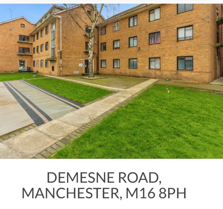 Ground floor Annex double bed flat for students professional or investors for sale 