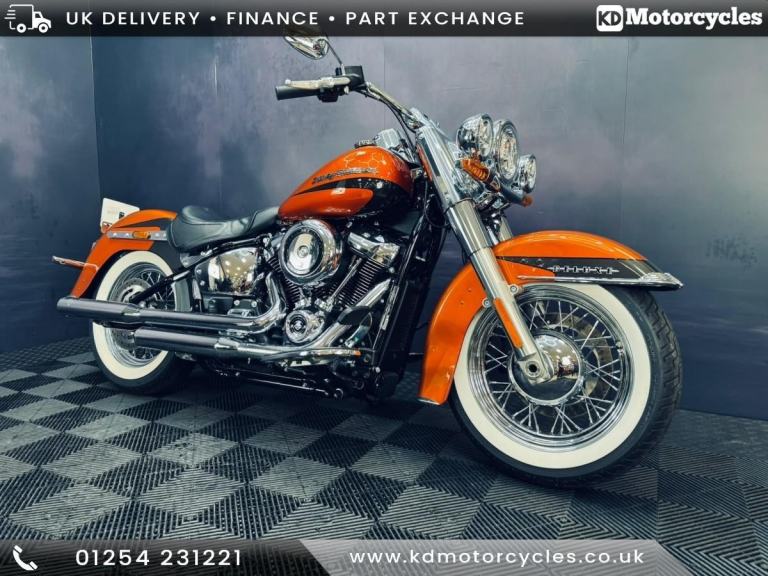 HARLEY-DAVIDSON FLDE SOFTAIL DELUXE 1745 2020