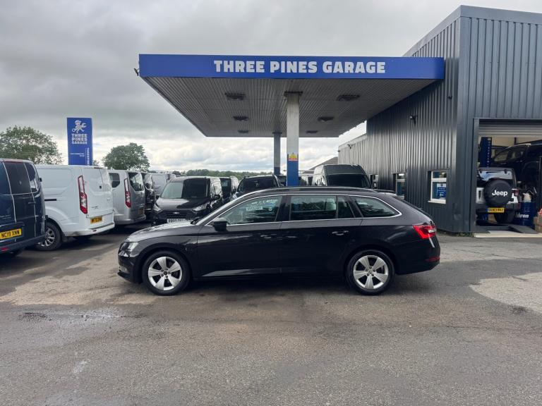 Skoda Superb 2.0 TDI S-A 150 SE DSG Estate Auto FSH 79,000 Miles Facelift Model