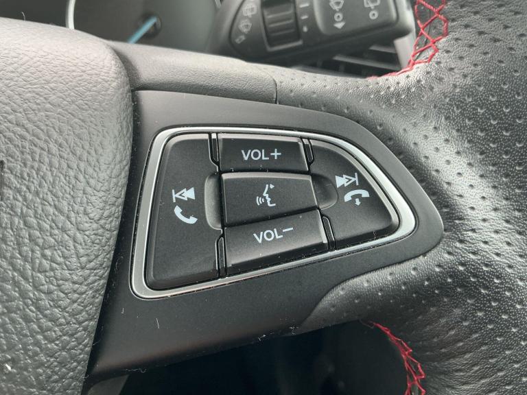 2022 Ford Ecosport EcoSport ST-Line 5 Door 1.0L Ford EcoBoost 125PS FWD 6 Speed Manual HATCHBACK ...