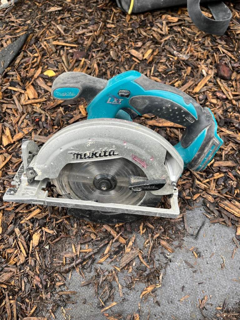 Makita DSS611 Circular Saw 18V – Good Working Order