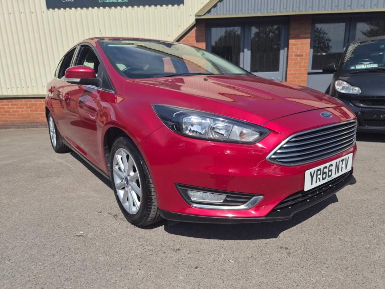2016 Ford Focus 1.0 EcoBoost Titanium 5dr HATCHBACK Petrol Manual