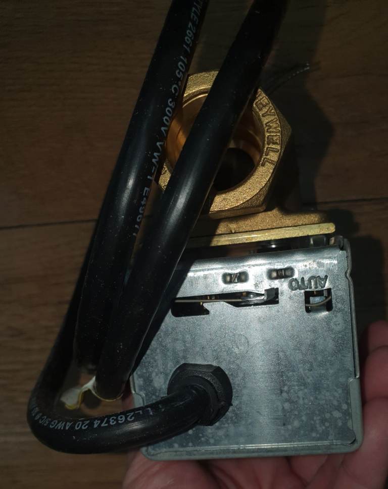 HONEYWELL  2 Port Motorised Zone Valve 22mm 272848 Normally Closed BNIB