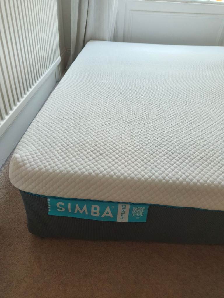 Hybrid Simba double mattress - barely used 
