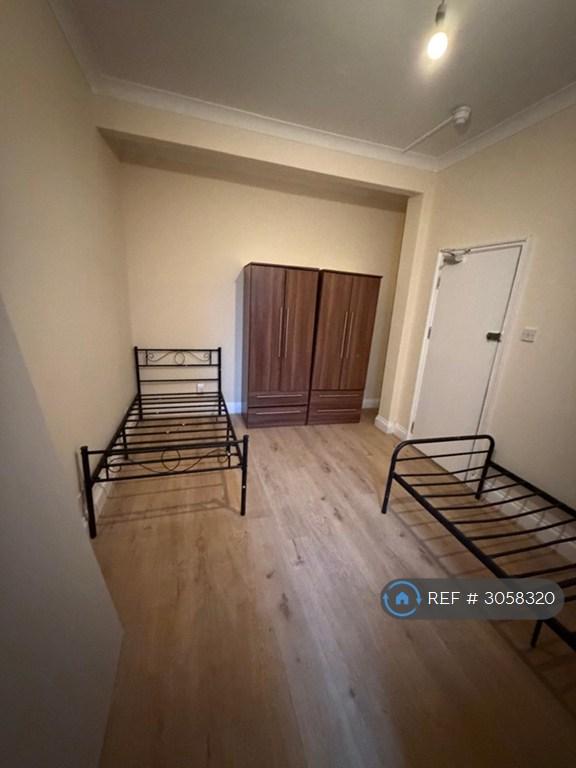 1 bedroom in Essex Road, London, E10 (#3058320)