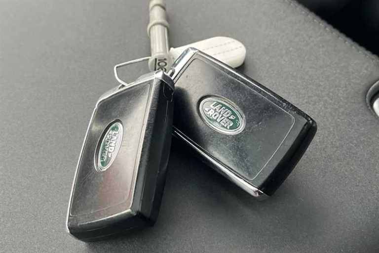 2019 Land Rover Discovery 2.0 SD4 HSE 5dr Auto ESTATE DIESEL Automatic