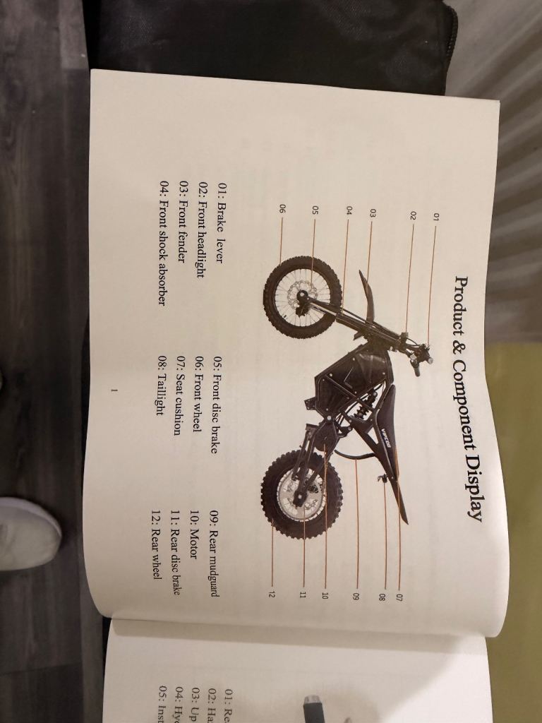 Vipcoo h3 dirt bike 4 weeks old bought it brand new 19th november 