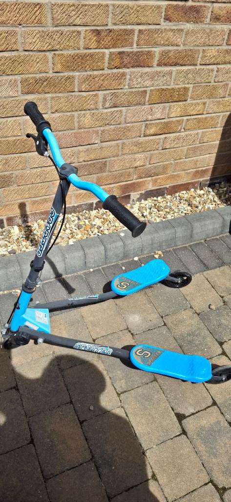 Scooter – Blue, Good Condition