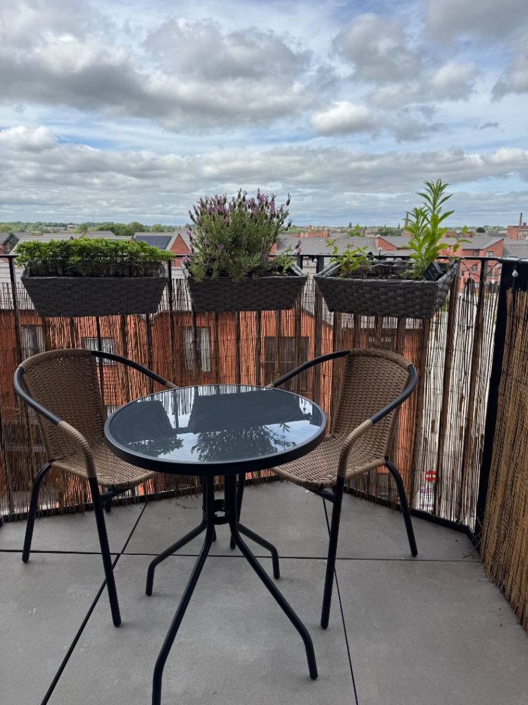  2 Seater Rattan Effect Garden Bistro Set 