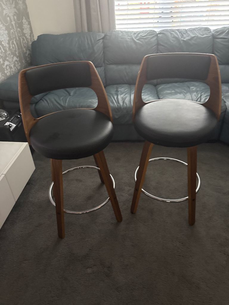 Bar stools 