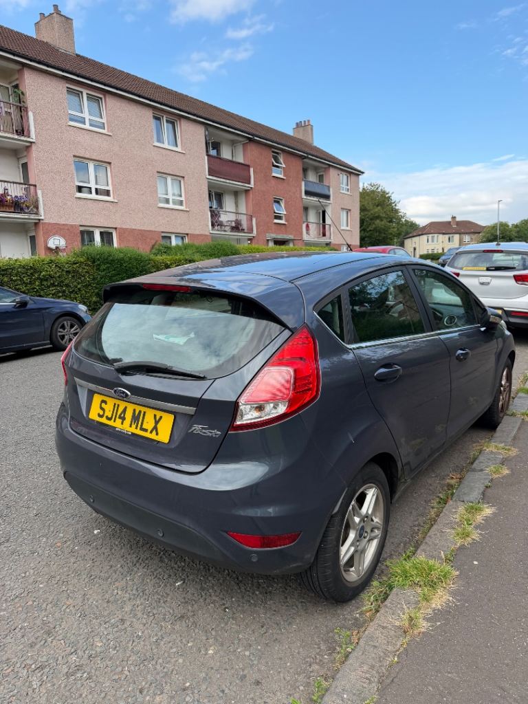 Ford, FIESTA, Hatchback, 2014, Semi-Auto, 1597 (cc), 5 doors
