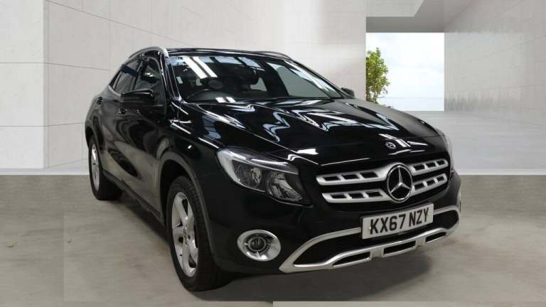 2017 Mercedes-Benz GLA GLA 200d Sport 5dr ++ LEATHER / 67 MPG / ULEZ / BLUETOOTH ++ ESTATE Diesel...