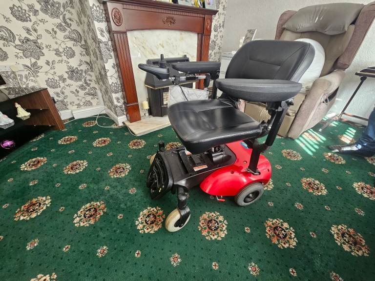 Care co easi go wheel chair 