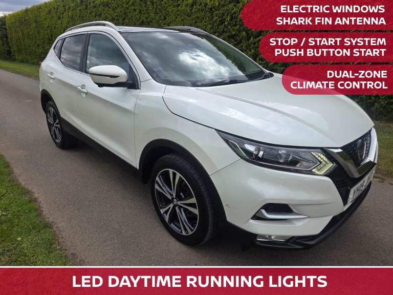 2019 Nissan Qashqai 1.3 DiG-T N-Connecta 5dr HATCHBACK Petrol Manual