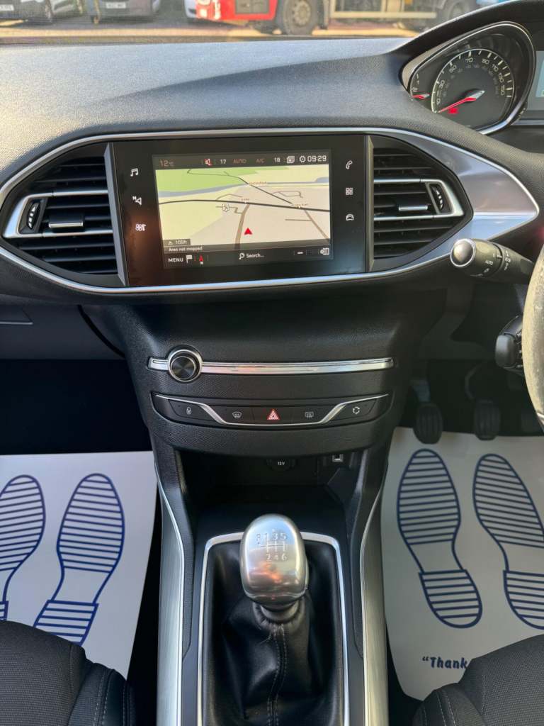 PEUGEOT 308 1.2 PureTech GPF Allure 2018